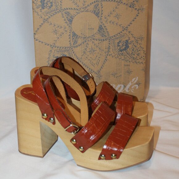 NIB Women's Free People Mallory Leather Clog Sandal EU 40 US 9-9.5 - Picture 1 of 7
